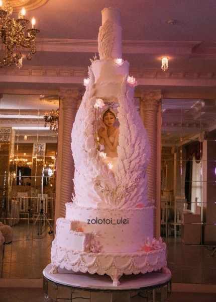Свадебный торт "Адель"