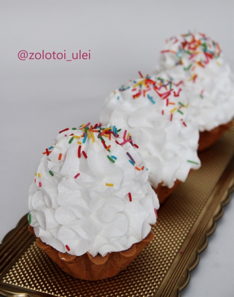 Белковые пирожные