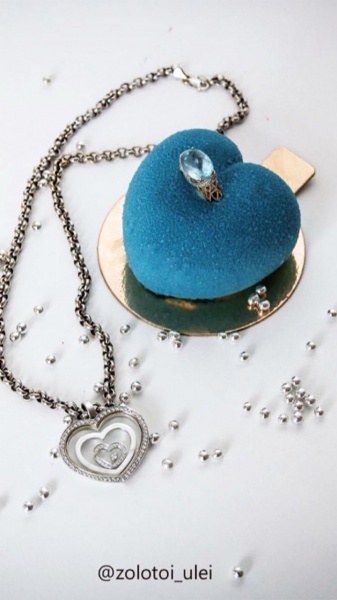 Муссовое пирожное