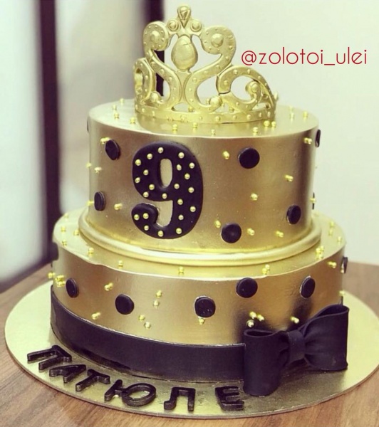 Двухъярусный торт