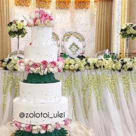 Свадебный торт