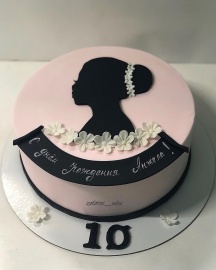 Торт на день рождения